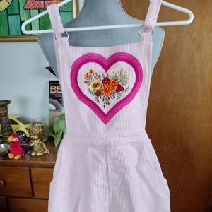 Dolls Kill Sugar Thrillz Women's Pink Corduroy Bib Shorts Heart Sz M
